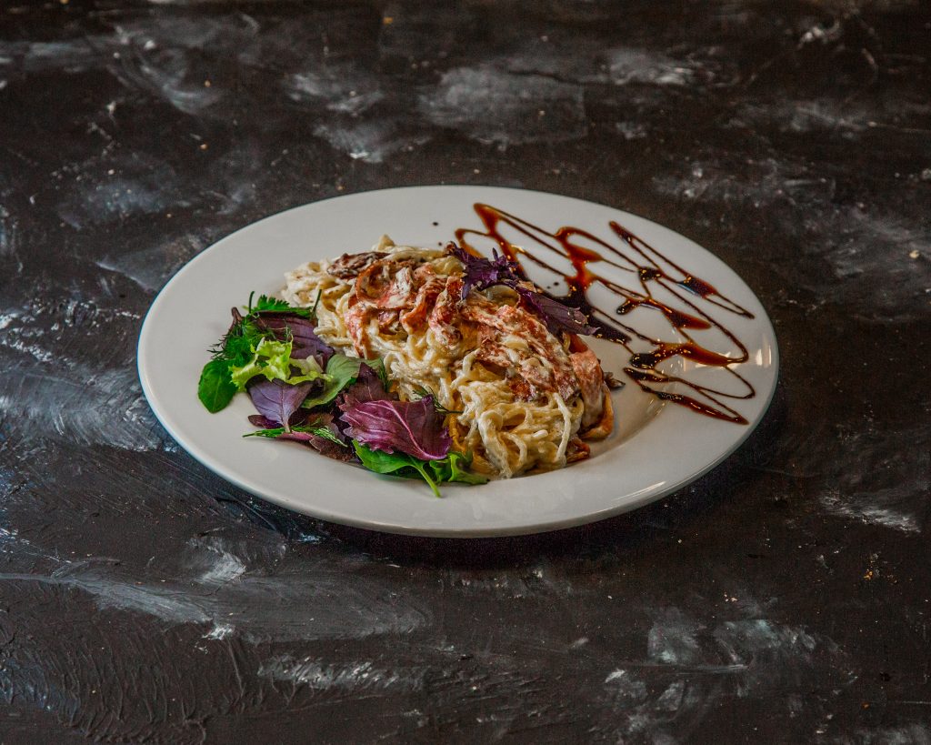 Spaghetti Alla Carbonara Pizza Bruno